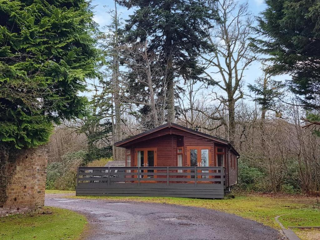 Loch Lomond Sanctuary Lodges Balloch Exterior foto